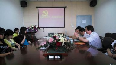 加强党性修养，永葆党员先进性――伟德毕业生党员座谈会顺利举行