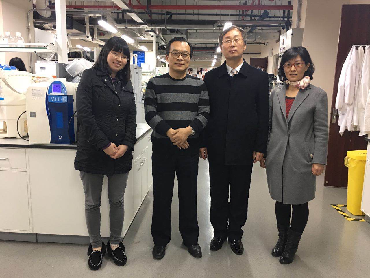 浙江中医药大学药学院经理李范珠教授来公司开展学术讲座