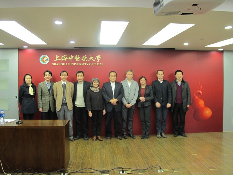 第一届中法药学论坛在公司举行