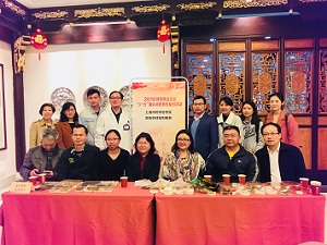 伟德教师参与3?15“名贵药材真伪鉴别”服务