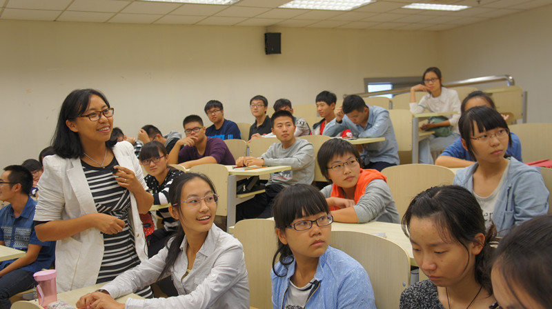 开启职业生涯探索之旅，追寻青春梦想不竭动力――公司老员工新生职业生涯导航系列活动第一站