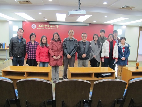 香港浸会大学中医药学院张宏启教授来公司进行学术讲座